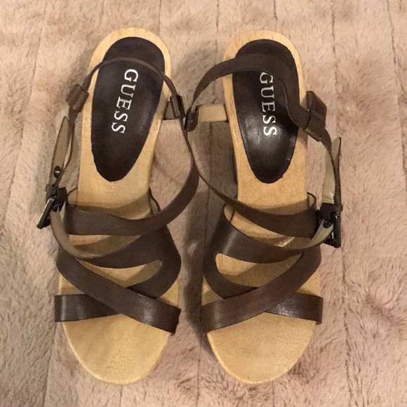 Guess Wedges - Picture 1 of 5
